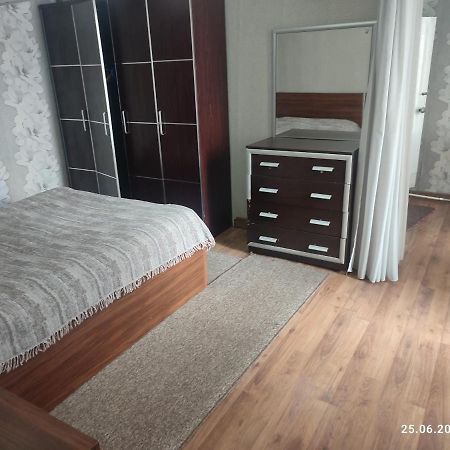Квартира У Бульвара 1 Batumi Bagian luar foto